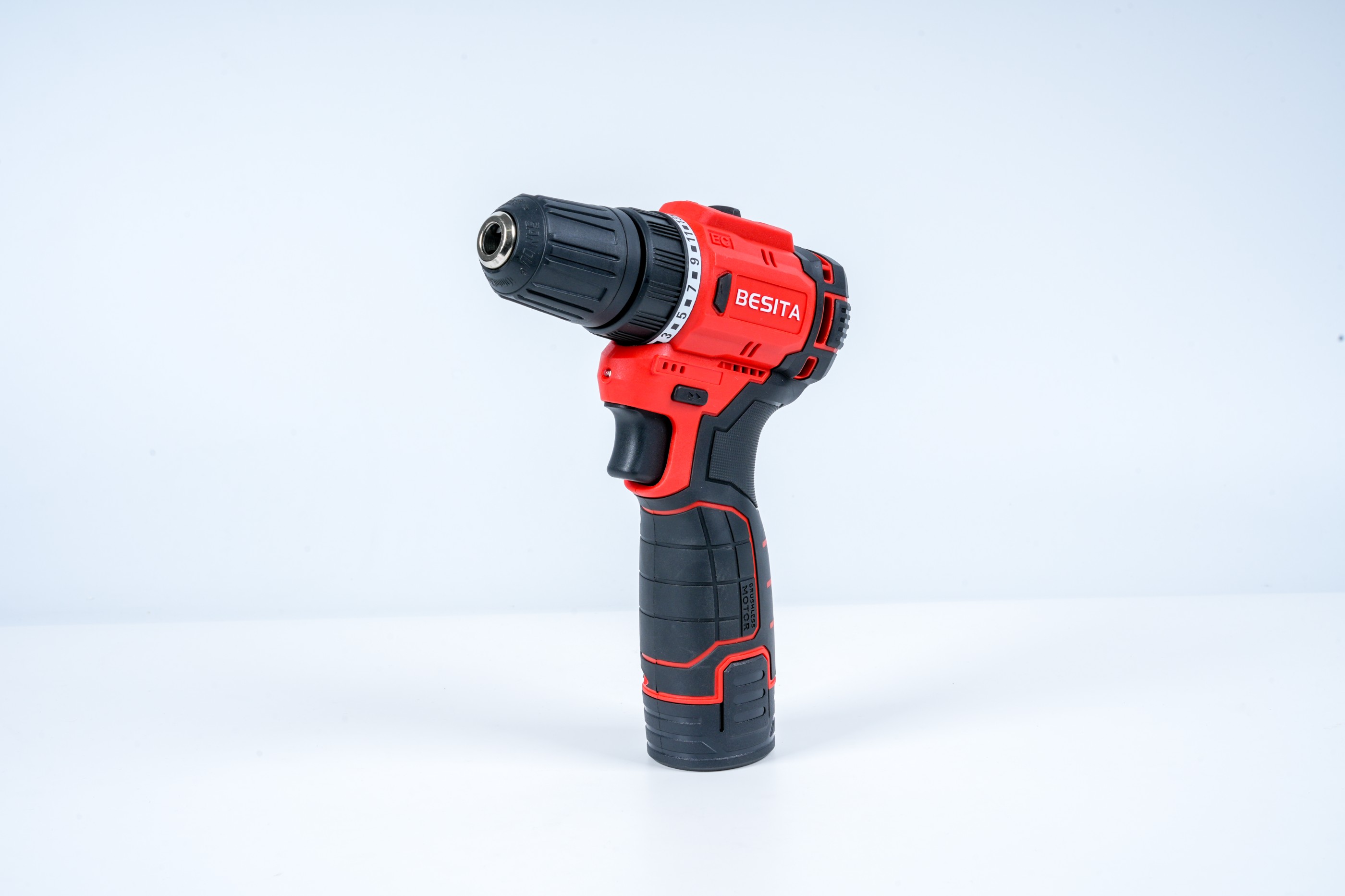 E-101-12V无刷锂电电钻（30Nm)2.0AH两电一充