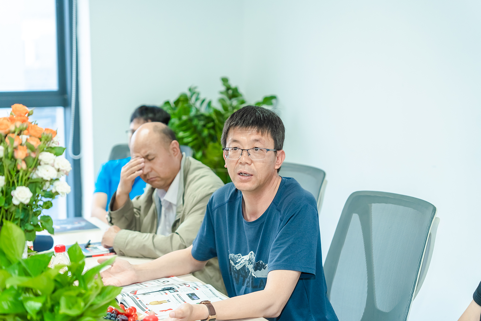 百思泰 | 青海学院各领导莅临考察,携手探讨未来 百思泰 | 青海学院各领导莅临考察,携手探讨未来