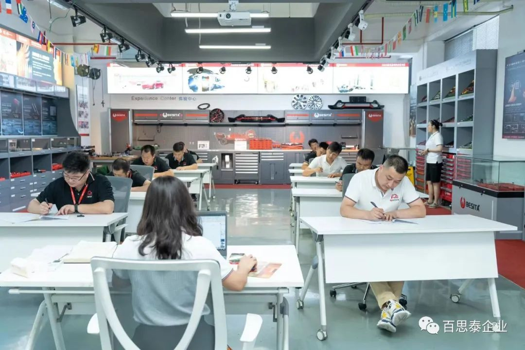 百思泰 | 唯专业 方致胜 • 销售精英年中总结，年中考试