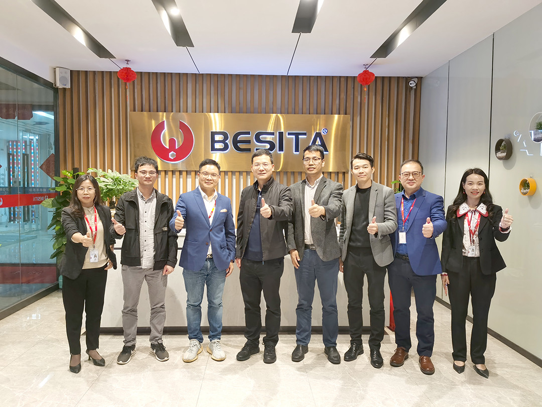 热烈欢迎珠海市领导莅临考察，携手共创未来